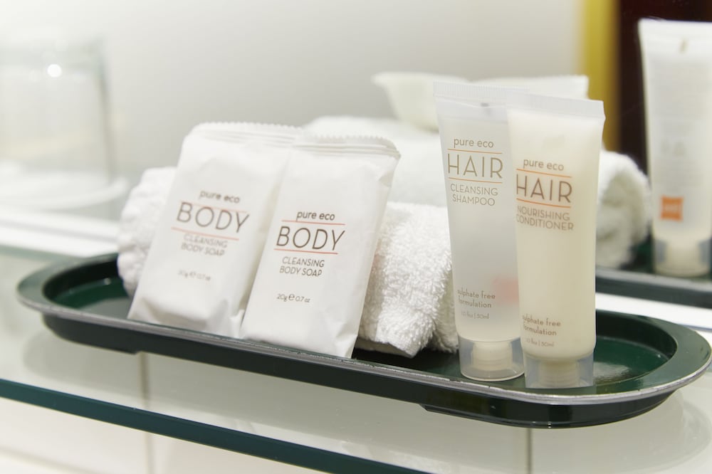 Bathroom amenities