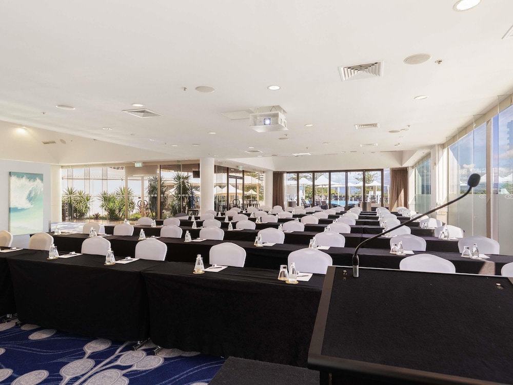 Meeting facility