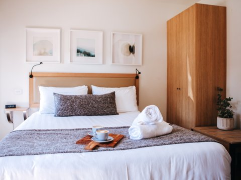 Family Accommodation Wagga Executive Family Room Astor