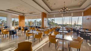 thumbnail: Bar (on property)