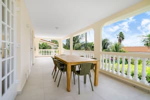 thumbnail: Terrace/patio
