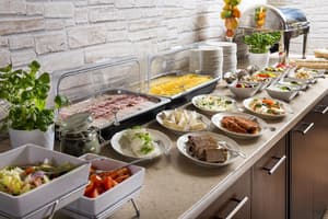 thumbnail: Restaurant