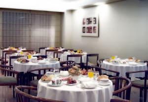 thumbnail: Breakfast area