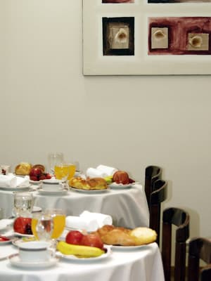 thumbnail: Breakfast area