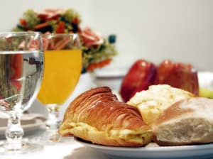 thumbnail: Breakfast area