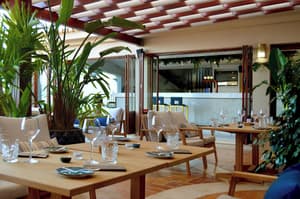 thumbnail: Restaurant