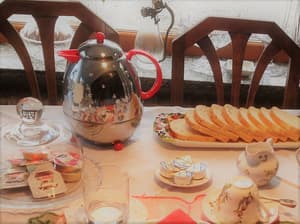 thumbnail: Breakfast area