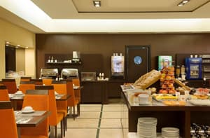 thumbnail: Breakfast area