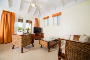 thumbnail: Living area