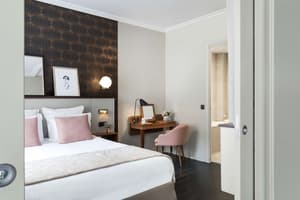 thumbnail: Room