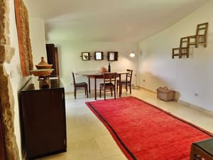 thumbnail: Dining room