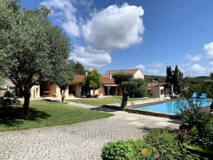 thumbnail: Garden view