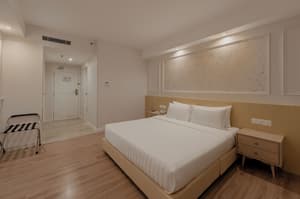 thumbnail: Room