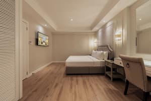 thumbnail: Room