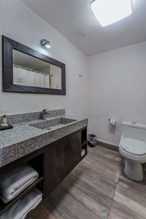thumbnail: Bathroom