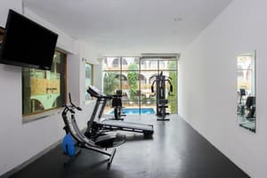 thumbnail: Gym