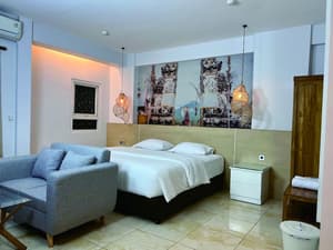 thumbnail: Room