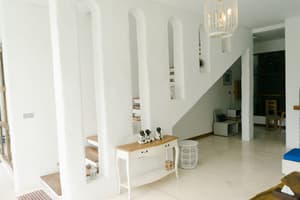 thumbnail: Staircase