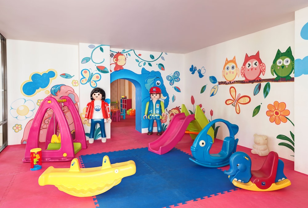 Children's play area - indoor