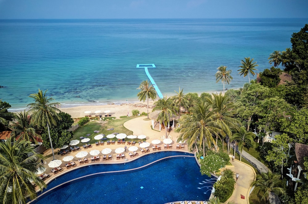 Infinity pool