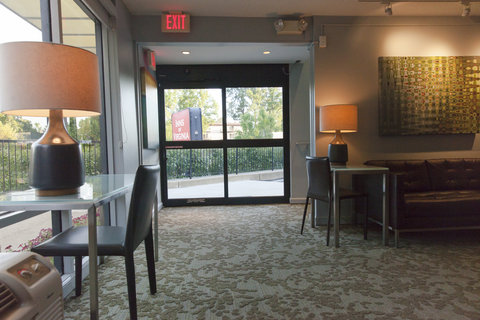 Lobby - Hotel Entrance