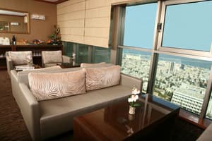 thumbnail: In-room business center