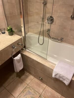 thumbnail: Bathroom