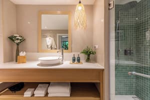thumbnail: Bathroom
