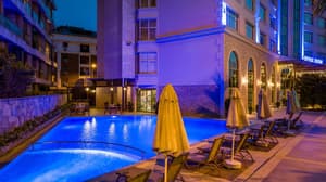 thumbnail: Pool