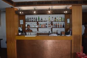 thumbnail: Bar (on property)