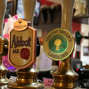 thumbnail: Bar (on property)