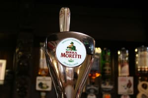 thumbnail: Bar (on property)