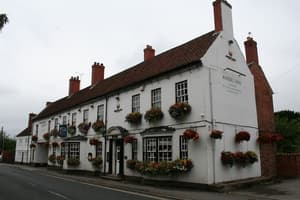 thumbnail: Front of property