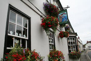 thumbnail: Exterior detail