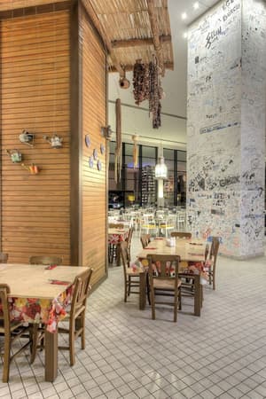 thumbnail: Restaurant