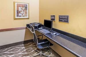thumbnail: Business center