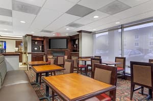 thumbnail: Breakfast area