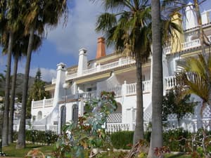 thumbnail: General view