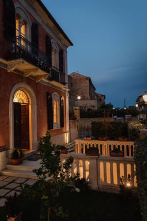 thumbnail: General view