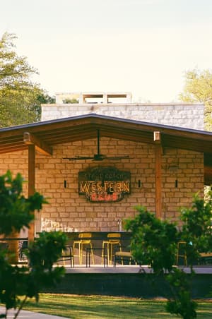 thumbnail: Exterior