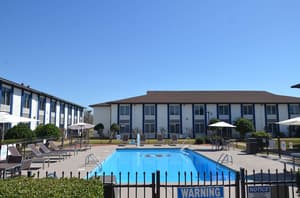 thumbnail: Pool