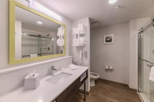 thumbnail: Bathroom shower