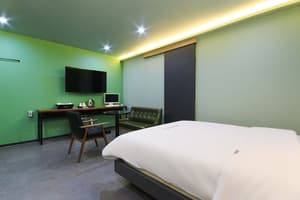 thumbnail: Room