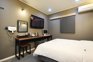 thumbnail: Room amenity