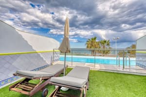 thumbnail: Outdoor pool