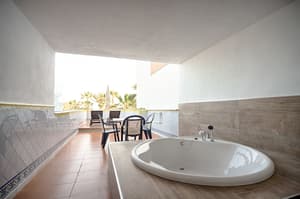 thumbnail: Terrace/patio