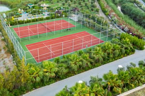 thumbnail: Tennis court