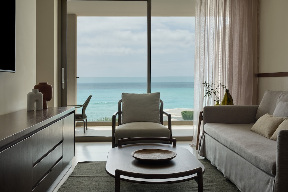 Beach/ocean view