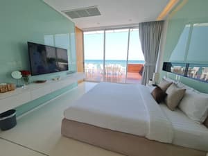 thumbnail: Room