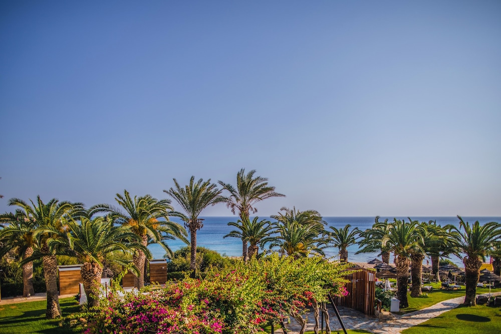 Beach/ocean view